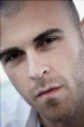 208469_1018648118207_9944_n